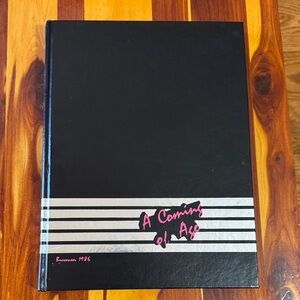 ETSU 1986 HARDCOVER YEARBOOK  PUBLISHED BY ETSU Buccaneer Staff